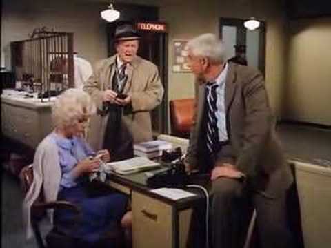 Nackte Pistole - Szene Episode 1