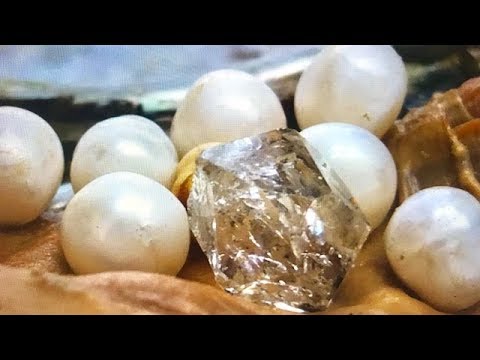 REAL DIAMOND & PEARLS FOUND IN OYSTER....IN TOTAL SHOCK!! ON FUN HOUSE TV Video