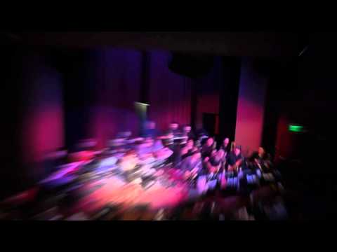 The Tommy Igoe Big Band featuring Chrissi Poland: Workin' Day And Night (M.Jackson)