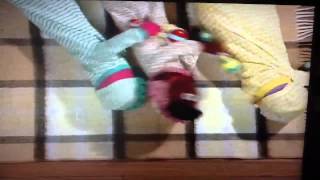 Yvvy shake rattle roll