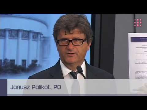 Palikot: Wstążka na godle - Haniebne zachowanie Macierewicza