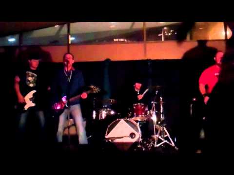Phasers on Kill @ King Cat2