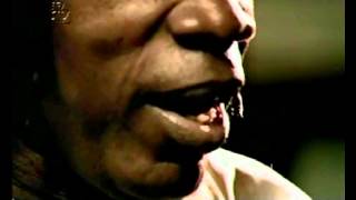 A Terceira Margem do Rio - Milton Nascimento e Caetano Veloso