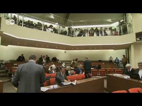 Zschäpe-Verteidiger wollen Prozess einstellen | Journal