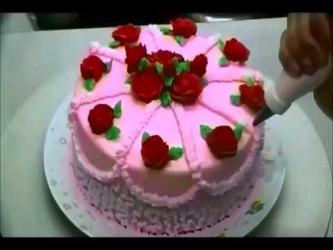 Cake decorated with royal icing "Remembering Mom".-LuzMa CyR