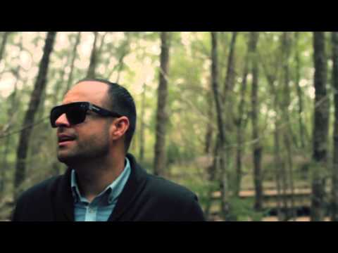 Zammy Peterson  " Dios Pelea Por Nosotros " Official Video