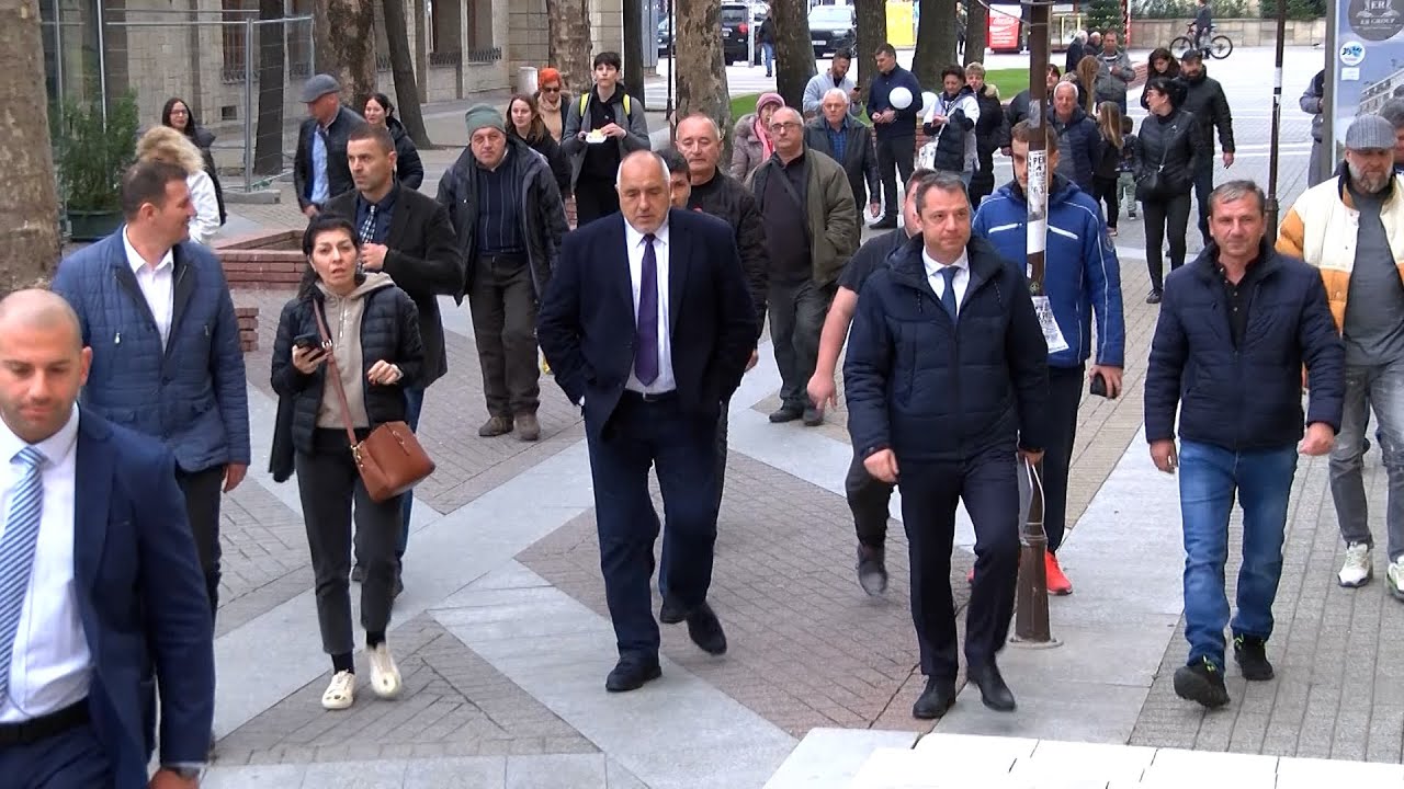 Бойко Борисов пое ангажимент за околовръстен път на Хасково, ще възстанови и безплатното саниране