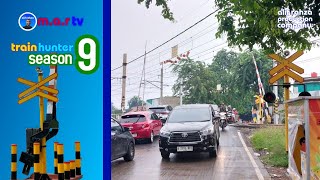 Download lagu Perlintasan Palang Unik KRL Bojong Indah Rawa Buaya JPL 8C 2024 mp3