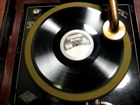 BLUE HOOSIER BLUES by the Broadway Dance Orchestra 1923