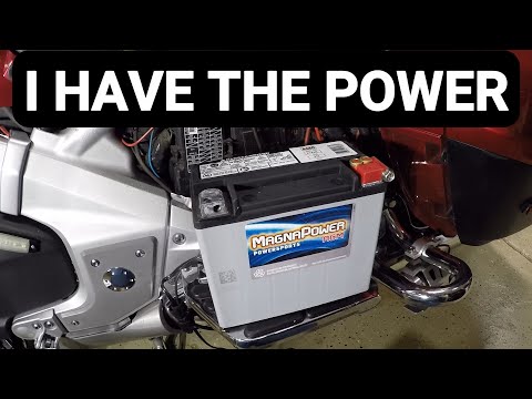 10 minute Goldwing Battery Change