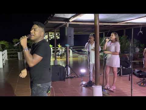 Ella Es mi todo - Alex Martínez & Juank Ricardo (En Vivo)