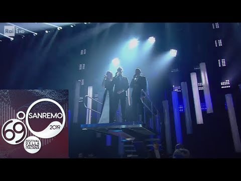 Sanremo 2019 - Claudio Baglioni, Virginia Raffaele e Claudio Bisio aprono la prima serata