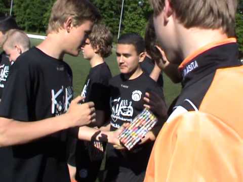 2 juni 2013 NEC Cup Van Gelderland - VV De Meern C1 - Rogier neemt afscheid