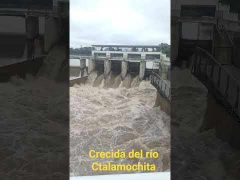 Creciente del río Ctalamochita. Villa Maria provincia de Córdoba. 20 de marzo 2026.