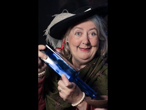 Lettice and Lovage by Peter Shaffer teaser for PLAYMATE THEATRE MALMÖ