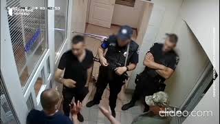 Появилось видео избиения мужчины в ТЦК Черновцов: в ГБР начали расследование