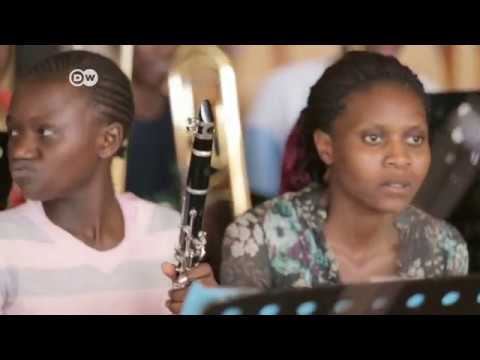 Ghetto Classics – The Slum Orchestra | Africa on the Move