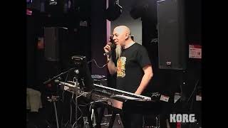 Jordan Rudess tells the story about writing the riffs from &quot;The Dark Eternal Night&quot;