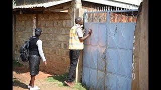 Woman arrested for blocking census staff - VIDEO