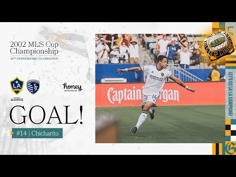 GOAL: Javier "Chicharito" Hernández converts the penalty kick to bring LA Galaxy level