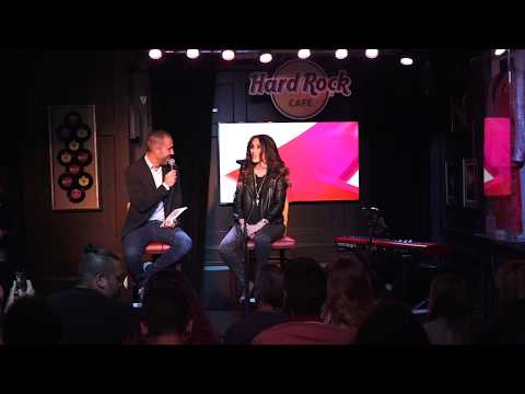 Antonio Hueso de cerca con Malú | La anécdota