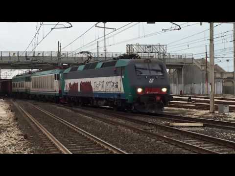 [TRENI] TRIPLA IMPROVVISA - Falconara Marittima [HD]