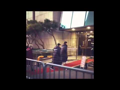 160226 SHINee Taemin on  the way to Music Bank