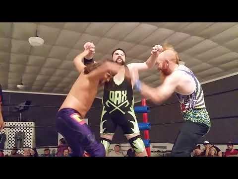 Battlegrounds '18   Dann Lydon vs Dax the Axe vs Johnny Romano