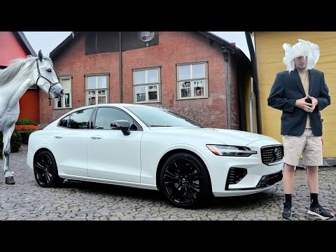 2023 Volvo S60 Recharge Black Edition Review | Linneaus Likes It!