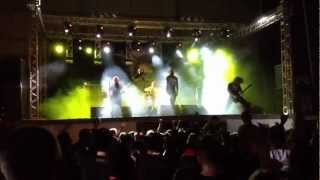preview picture of video 'Sepultura tocando Refuse/Resist em Urussanga/SC.'