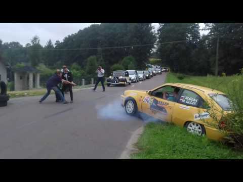 Kamienica dolna brama oes