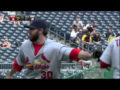 2011/09/14 Motte seals Cards' win