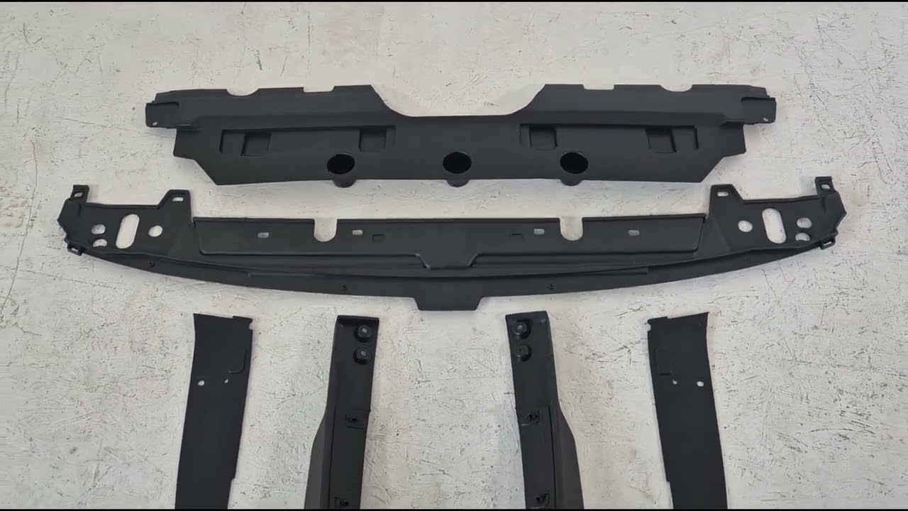 Range Rover Velar 2017- Zestaw body kit SVR Video 1