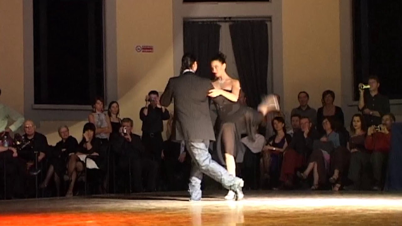 Gustavo Rosas. Tango con Gisela Natoli  en Torino Encuentro Noviembre 2008.Torino.Italia.