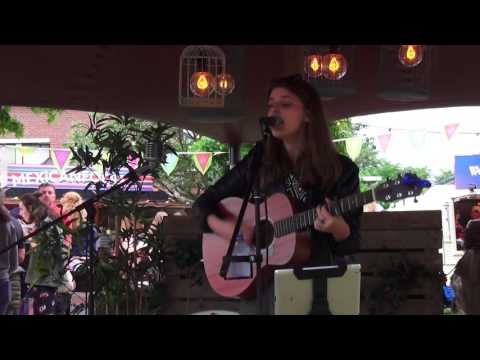 Lisa Castelli - Kiss me