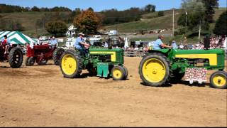 preview picture of video 'Tractor Square Dancing'