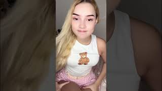 Download lagu Amelia Livestreaming BIGO Periscope live LOVELYGIRL 😍😍 #periscope #live #broadcast #livestream mp3