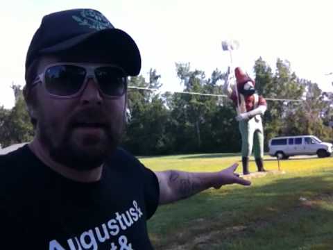 The Daily Woo - Day 44 - 8/14/2012 - Bunyan or Boone ? Confusion !