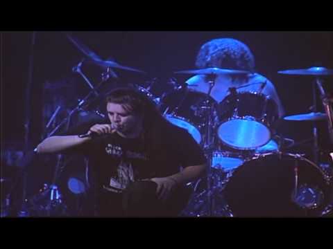 Videoclip de A Skull Full of Maggots (Live) — Cannibal Corpse