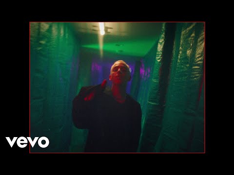 blackbear - the 1 (Official Music Video)