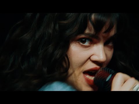 The Last Dinner Party - Second Best (Live From The Pyre)