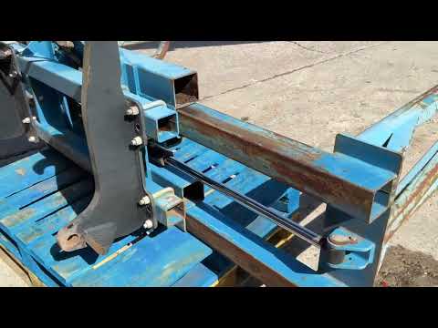 ALBUTT F450  BALE SQUEEZE / GRAB..............755p - Image 2