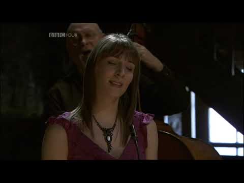 Emily Smith - The Silver Tassie (live) - Transatlantic Sessions - 2009