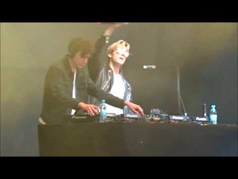 1Live Popfest #1: Ofenbach - Seven Nation Army (Live)