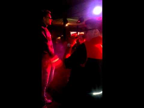 Obali e Arpa ao vivo no Sábado Prime (arena vip)