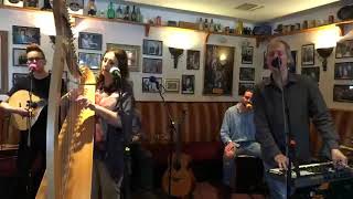 Clannad &#39;Éirigh Is Cuir Ort Do Chuid Éadaigh&#39; 13.07.2018