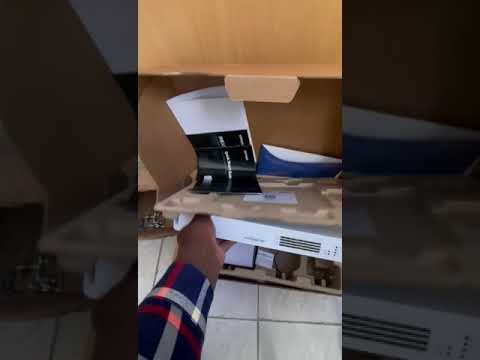 Time to install Sophos XGS 126w Desktop Next-Gen Firewall with Xstream Protection License.