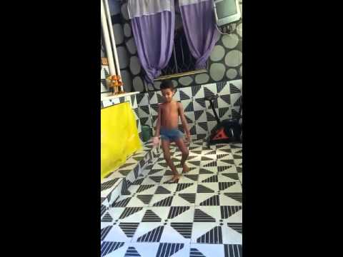 A dança do Luiz do vuco vuco