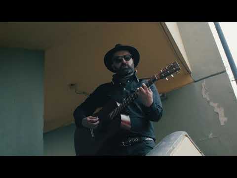 LaVitrola.cl: Gato Extranjero - No doy con la norma