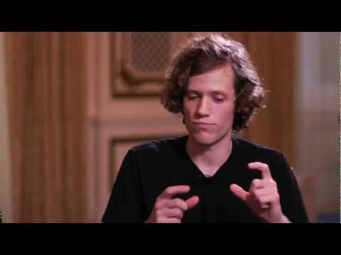 Chris Poole interviewed at Web 2.0 Summit 2011 - YouTube